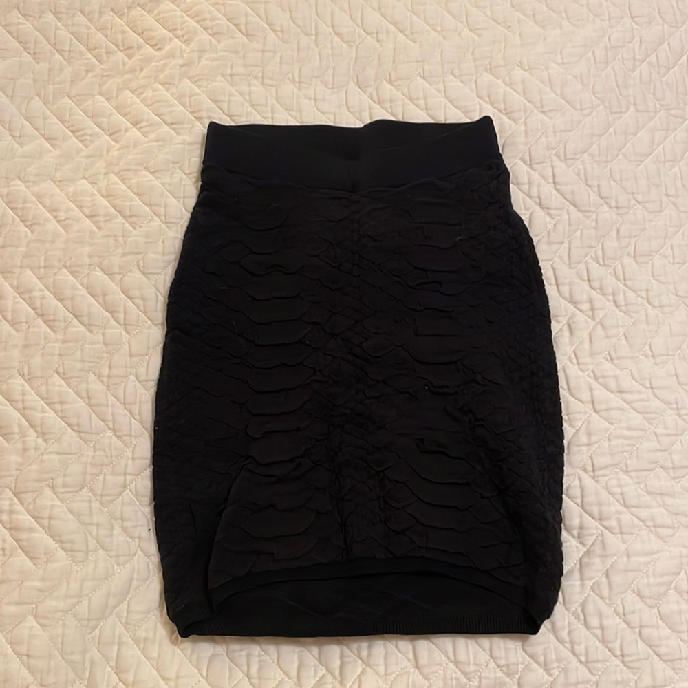 Guess black mini skirt size small